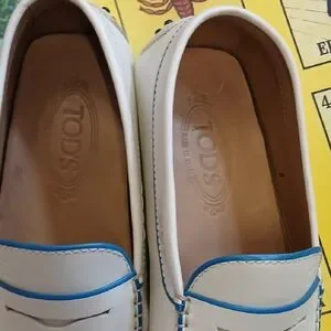 Tod\'s White and Blue Slip-On Loafers with Moccasin Toe Tod main image 3